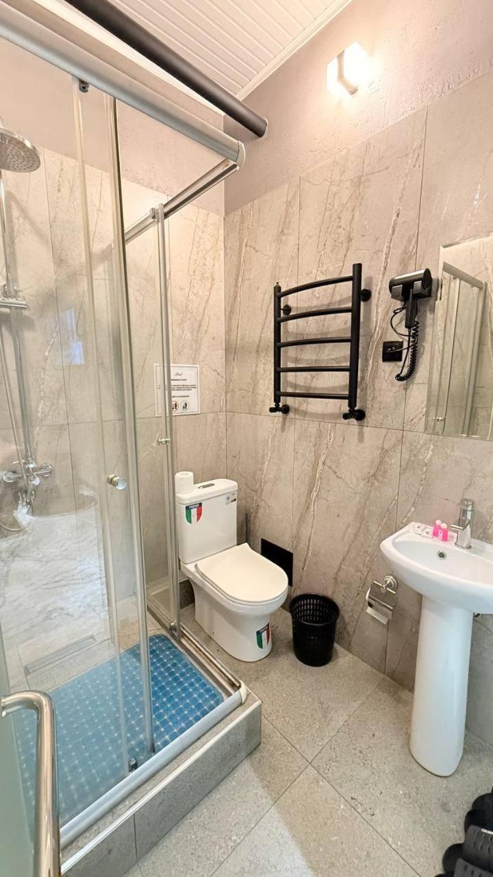 Premium Hostel Tasjkent Buitenkant foto