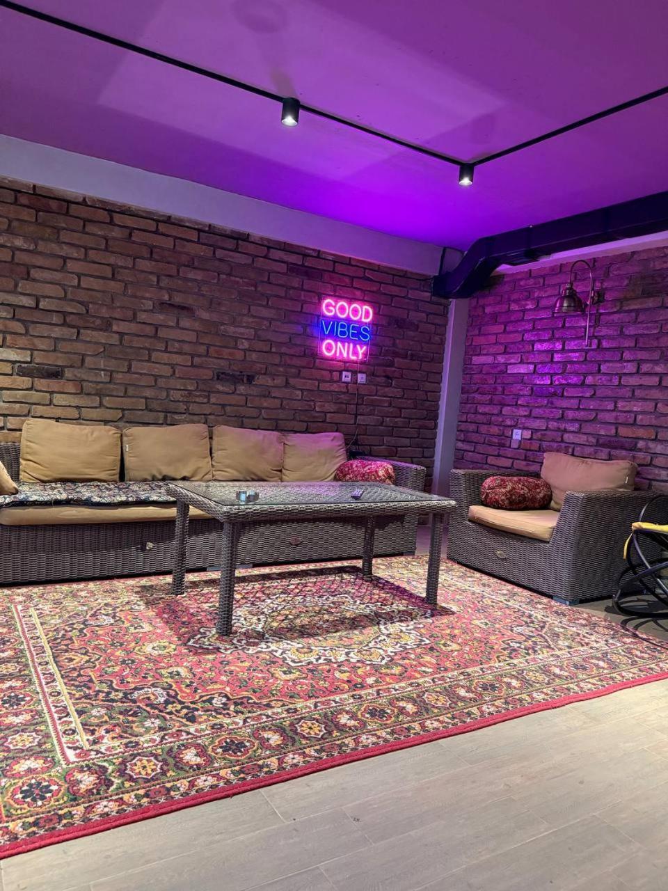 Premium Hostel Tasjkent Buitenkant foto